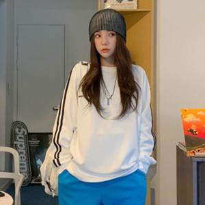 lylon T-Shirt